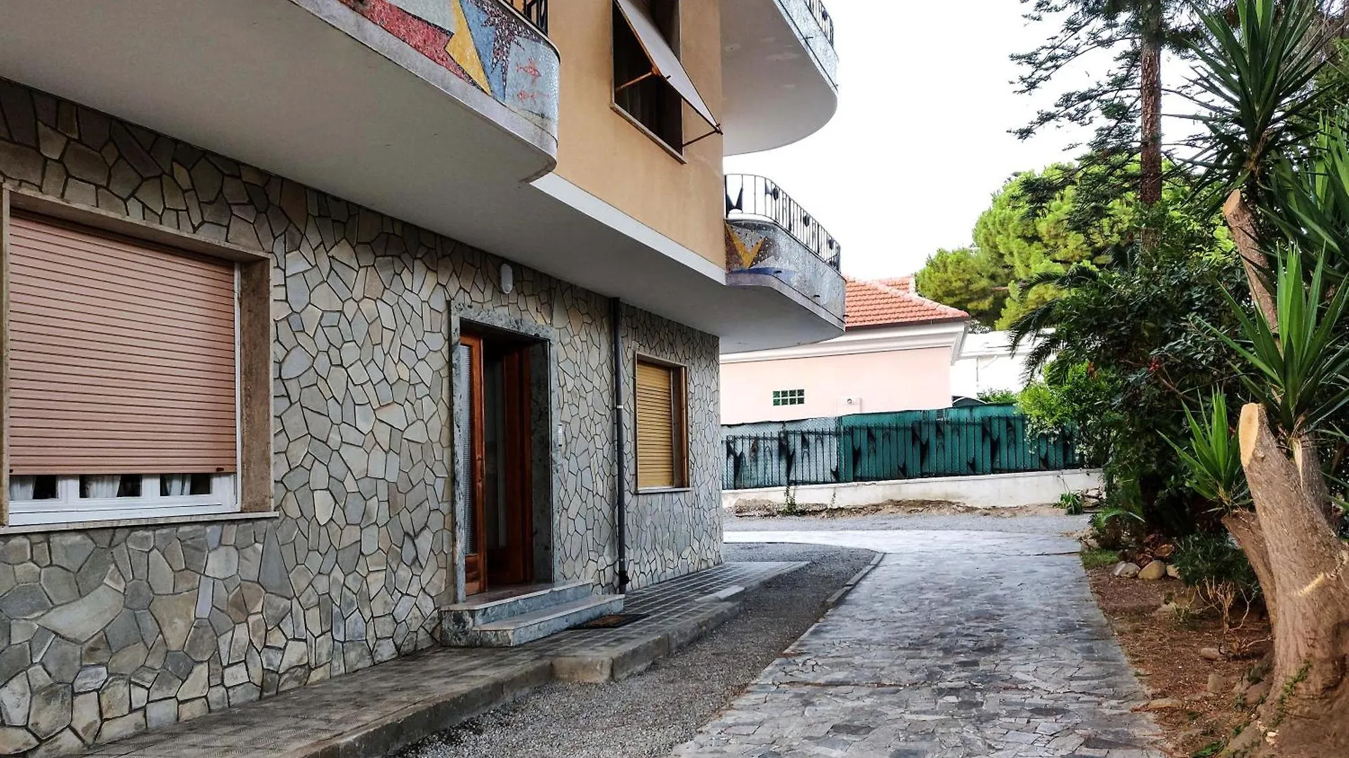 Villa Daniela - Quiete e mare Sanremo